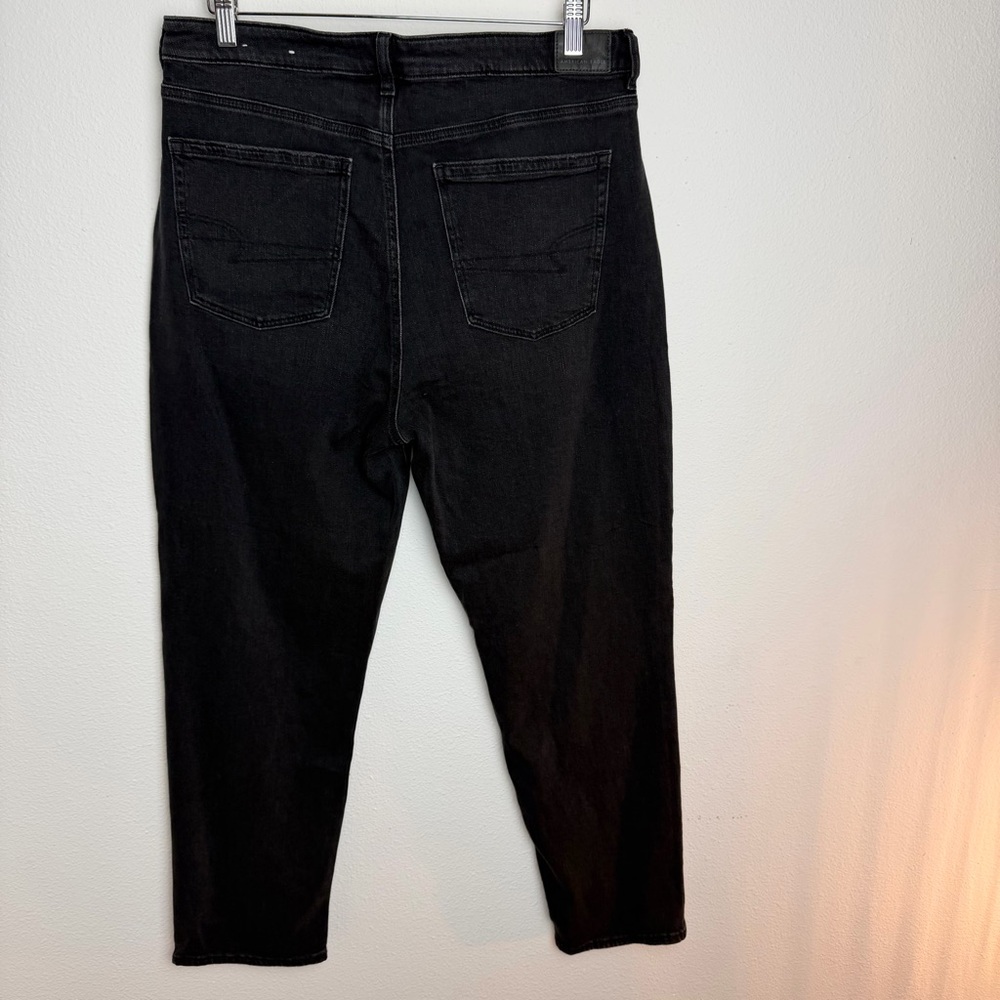 American Eagle Strigid Mom Jeans Destroyed Black 14 NWT - Picture 8 of 14